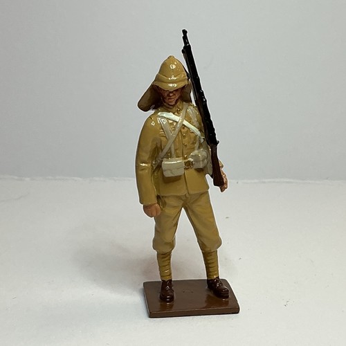 Britains 44006 guardsman - wm.britains,