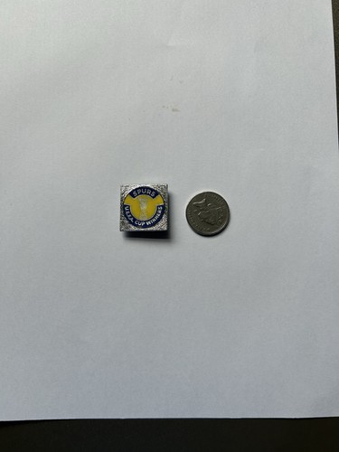 Tottenham hotspur vintage pin - tottenham,