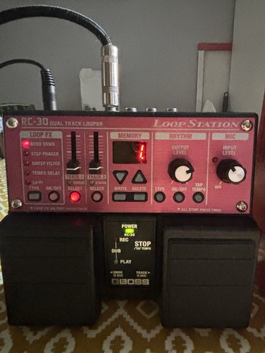 Boss dual track - track, looper