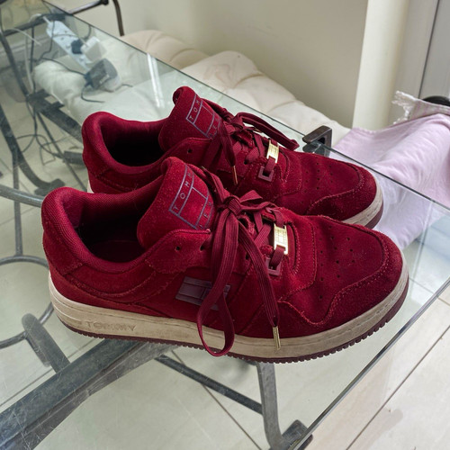 Tommy hilfiger burgundy suede - burgundy,