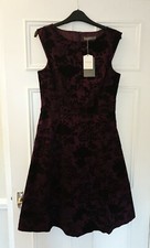 Oasis Dress Velvet Floral