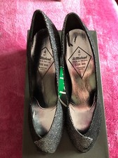 VINTAGE LADIES COURT SHOE SIZE 4 SILVER/BLACK BHS