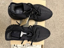 adidas Yeezy Boost 350 V2