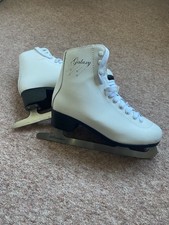 SFR Ladies Galaxy Ice Skates White Size 7 with carry bag