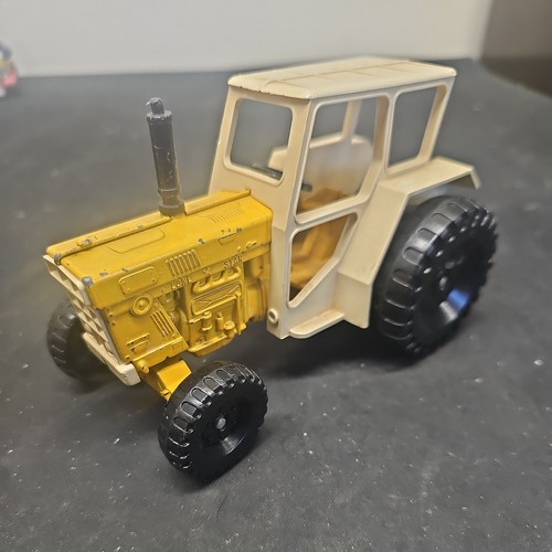 Vintage lone star tractor - star,