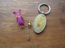 Disney Piglet Flashing brooch, gold tone lapel pin & keyring photo frame