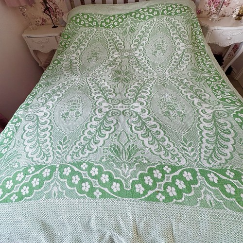 Green white heavy vintage - green,