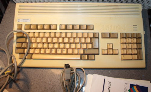 Commodore amiga 1200 computer - commodore,