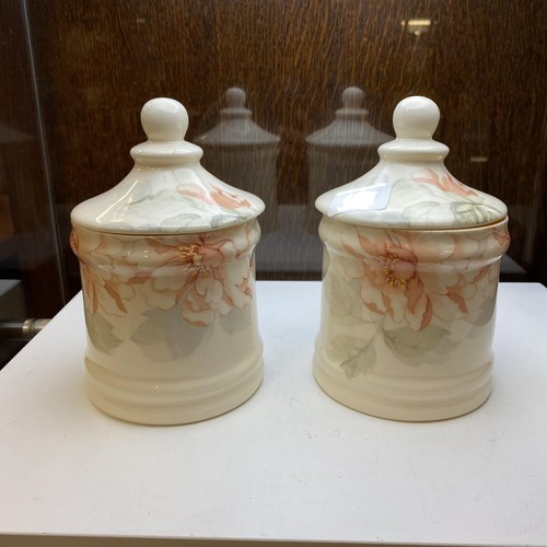 Hadida floral pair - pair, tea