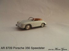 H0 scale auto replicas - 1:86,