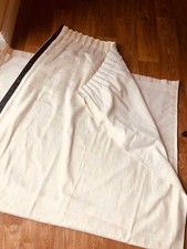 Single door curtain Latin