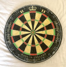 Vintage Bobby George Signed & Branded Bristle Dartboard RH Made In England RARE