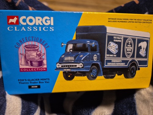 Corgi classics 30308 fox - classics, fox's