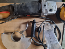 Wickes Power Tool Range Angle Grinder - 2000W - 230mm