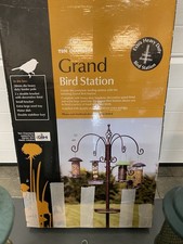 Large Heavy Duty Squirrel Proof Bird Feeder for Suet Bird Food Outdoor Garden u