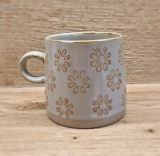 Large Dartington stoneware Daisy mug. Grey glaze. Excellent condition.