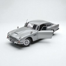 Solido 1/18 Scale Diecast