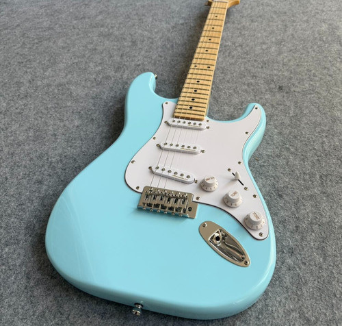 Explosive electric guitar - ,, sky