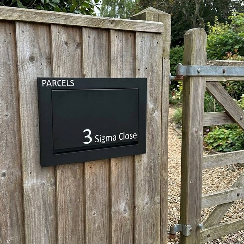 Parcel box for gates and - gates,