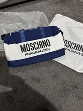 MOSCHINO FRAGRANCES DUFFLE/HOLDALL/WEEKEND BAG WITH DUST BAG - NEW 