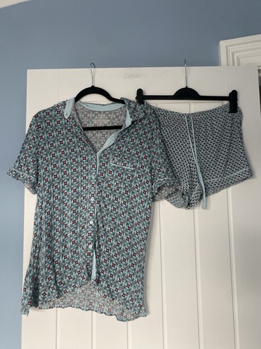 Victoria secret print - victoria’s,