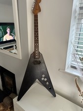 FLYING V ELECTRIC GUITAR , PROJECT ?? NEEDS WORK