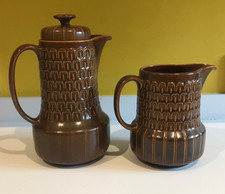 Vintage Wedgwood Pennine Coffee pot and 1.5 Pint jug Oven to Table Eric Owen
