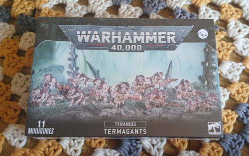 New warhammer tyranids - warhammer,