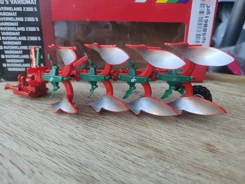 Britains kverneland 2300 - kverneland,