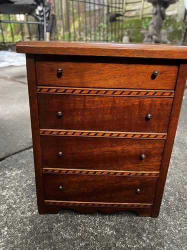 Antique apprentice piece - piece, chest