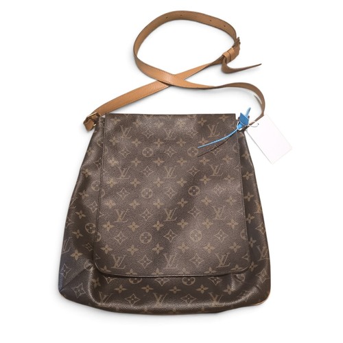 Genuine louis vuitton musette - vuitton,