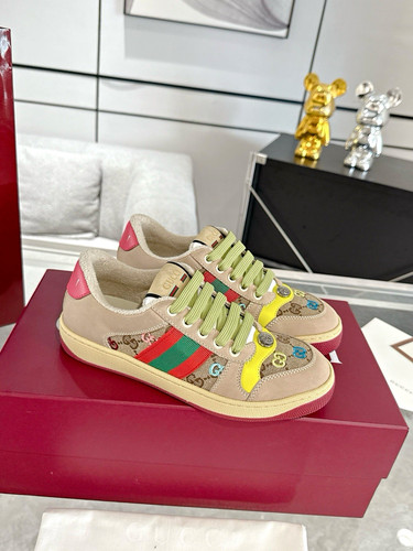 Gucci screener sneaker - gucci,