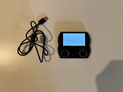 Sony psp n1003 - go, black