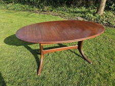 Mid Century Modern Nathan
