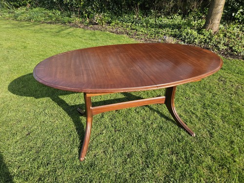 Mid century modern - mid,