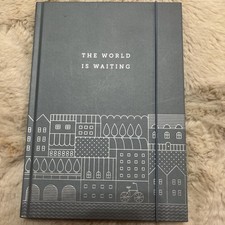 Kikki.k • grey Personal