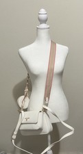  ANN KLEIN Flap Crossbody