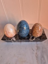 Polished Marble Eggs With Marble Stand