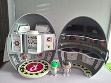 Ryan's World  Titan Universe Mystery Egg Adventure Playset with two figures