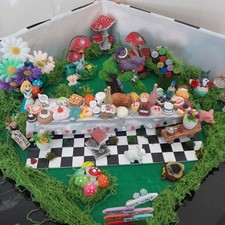THE MAD HATTERS TEA PARTY