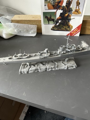 War ship model kit - war,