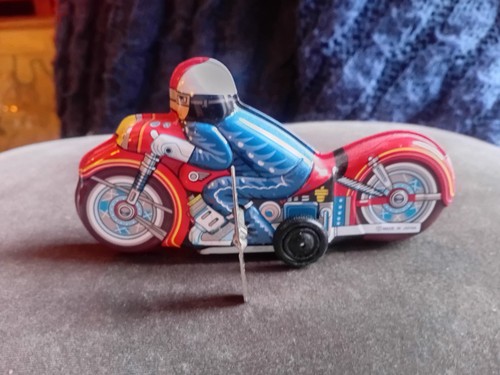 Yanagisawa vintage tin toy - tin,