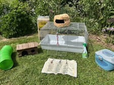 Rabbit Hutch Bundle. Starter Pack- Vet Carry Case, Play Houses,Tunnel.SEE PHOTOS
