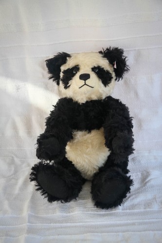 Steiff 661013 black - steiff, and