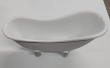 Doll House Furniture Ceramic Victorian Style Bath on Silver Coloured Feet