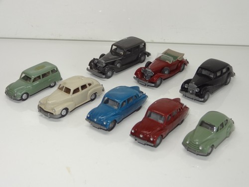 Wiking lot 8 plastic - oo, of