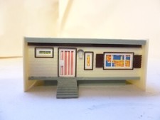 OO 00 HO gauge prefab prefabricated holiday chalet cabin park home Faller