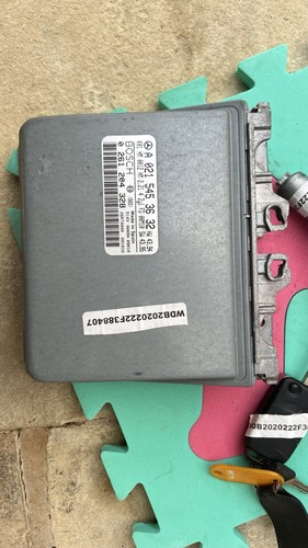 Mercedes benz w202 - c220, ecu