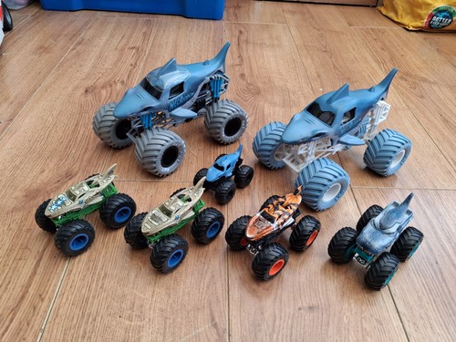 Hot wheels monster jam - hot,