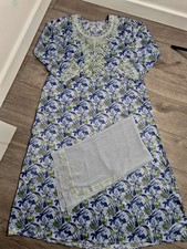 Emirati Mukhawar Dress Floral